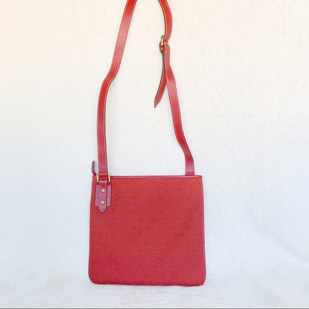 Authentic Gucci Red Crossbody Shoulder Bag
